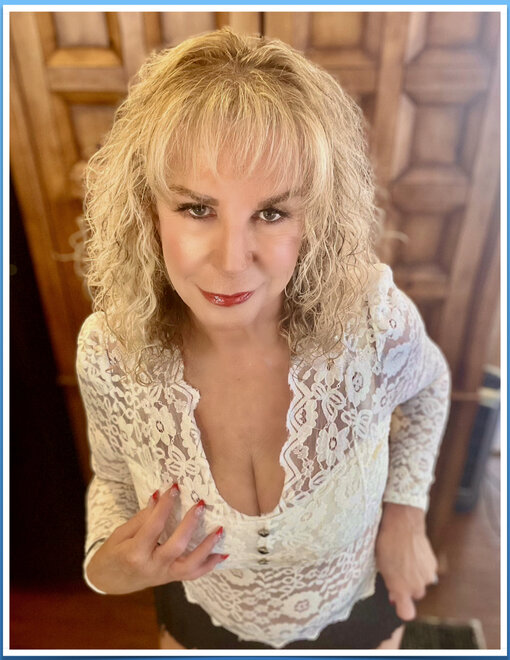 ‎Exposed V4.‎129 nude