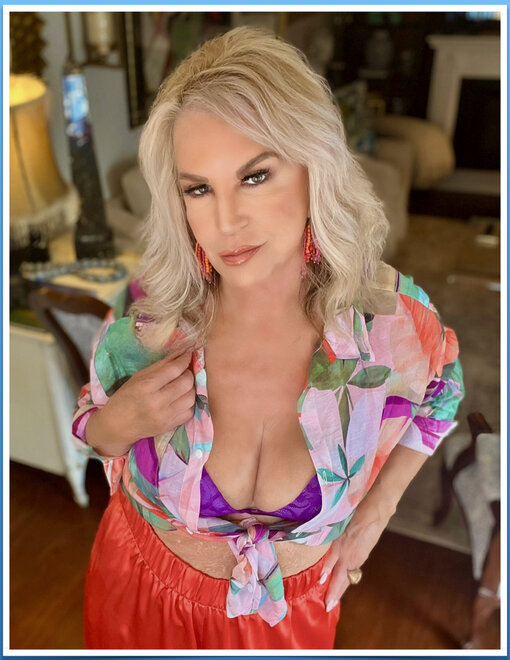 ‎Exposed V4.‎133 nude