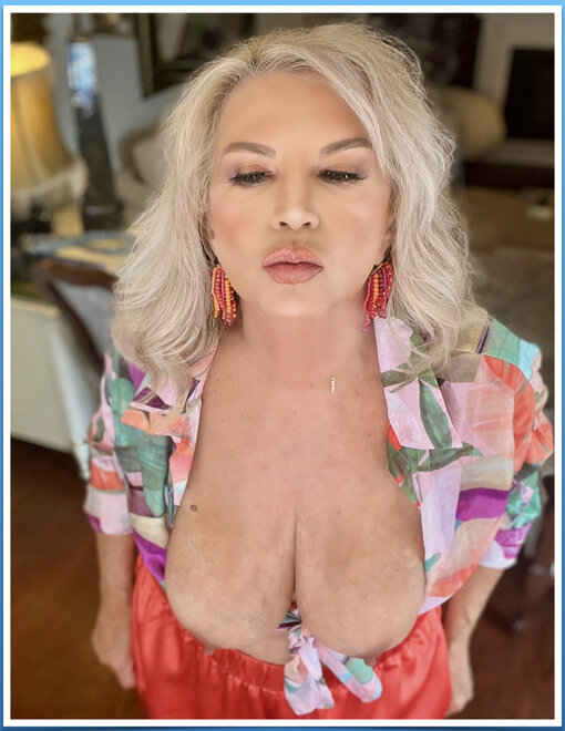 ‎Exposed V4.‎134 nude