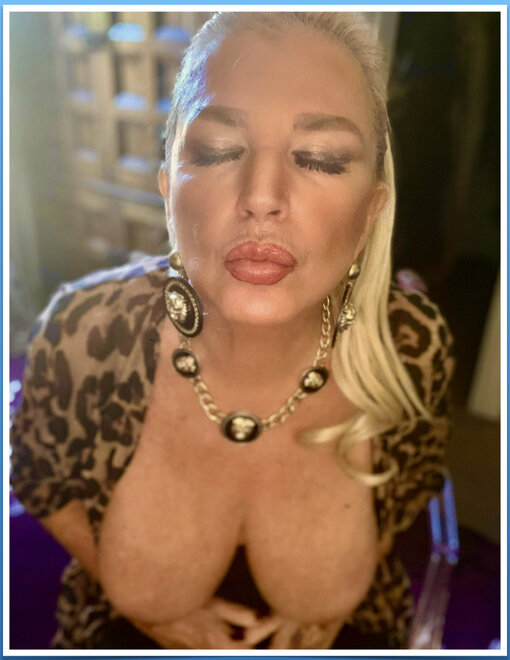 ‎Exposed V4.‎163 nude