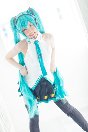 photo amateur [@factory (Tsuchiya Asami)] MikuCos (Vocaloid)_836530-0061