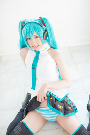 foto amatoriale [@factory (Tsuchiya Asami)] MikuCos (Vocaloid)_836530-0090