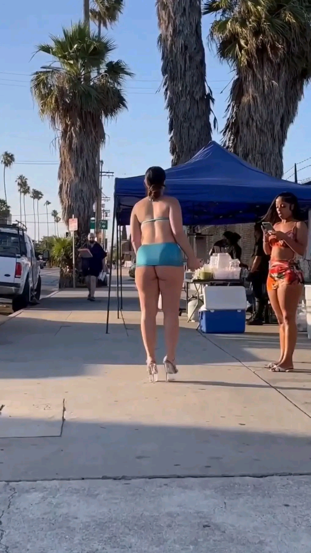 amateur photo 1759848744795