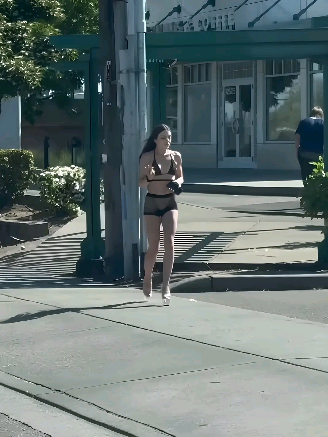 amateur photo 1762221764517