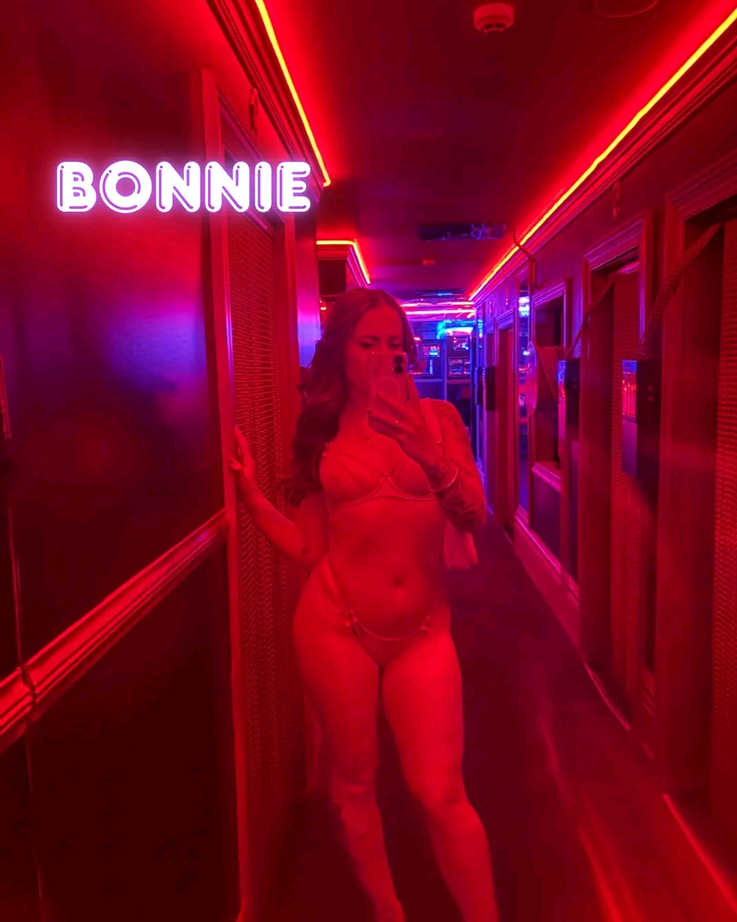 amateur photo 1762395321410