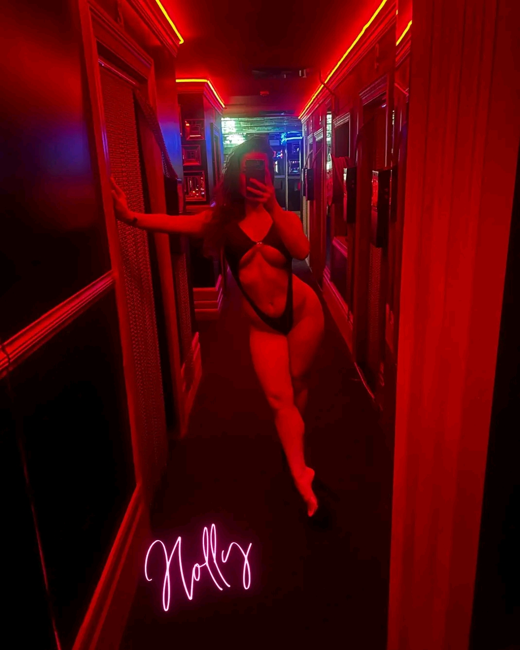 amateur photo 1762395713692