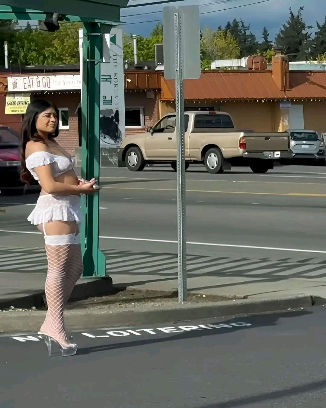 amateur photo 1762873946705