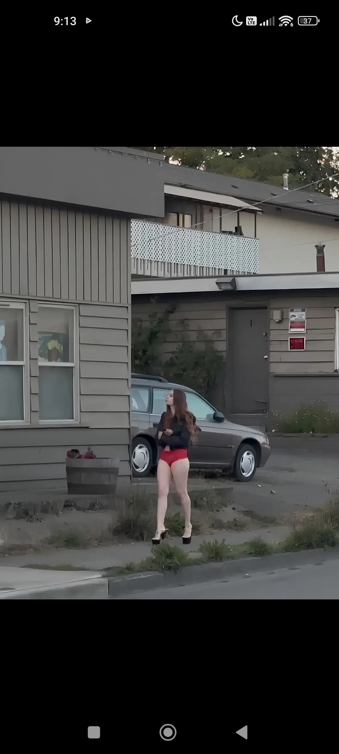 amateur photo Screenshot_2025-10-23-09-13-08-306_com.facebook.lite