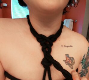 zdjęcie amatorskie Loving this heart shaped knot for my karada leash combo, my first time <3