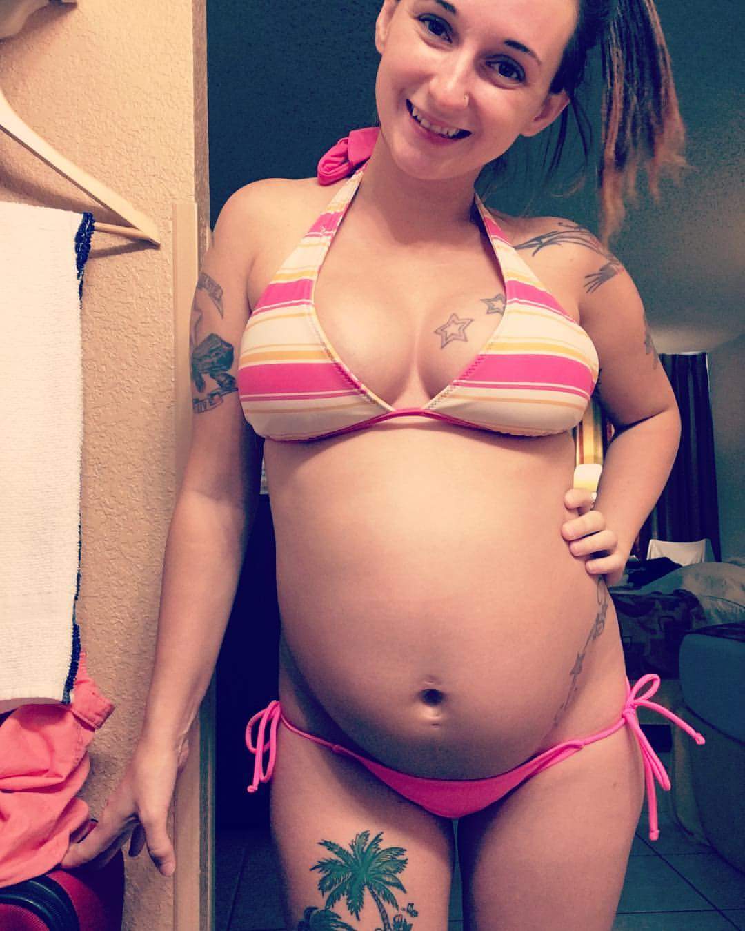 Sexy Preggo