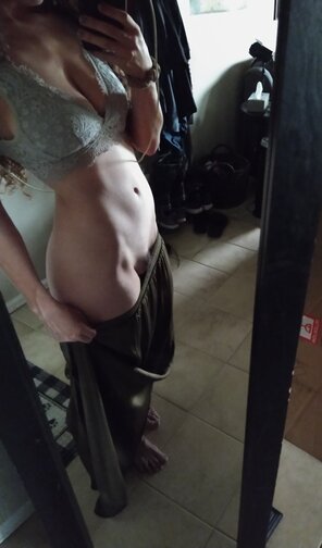 amateur pic Attention to the [f]iner details