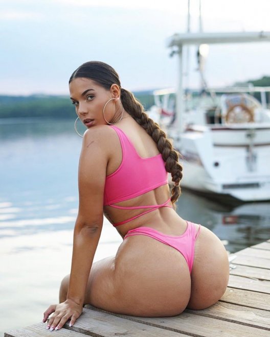 Thick Ass nude