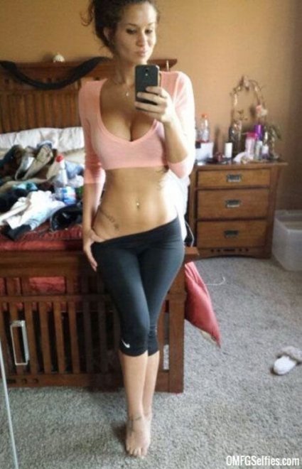 Fit Mom nude