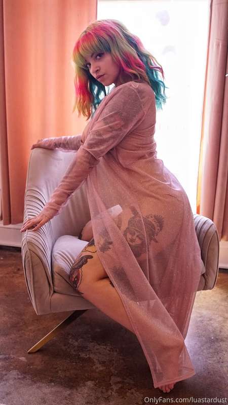 amateur photo e34e0d63e6fdc0745af6c4feba52c8d96697fc55ee8e5d39e176b1a9f5e0aaf8