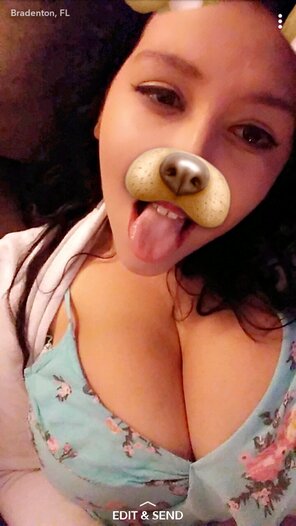amateurfoto They call me busty Betty