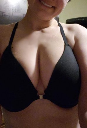 foto amateur [F] 38. First time here. Yay!!!