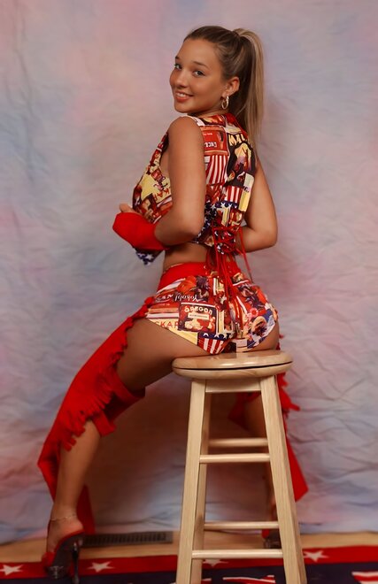 Christina Lucci 214~60