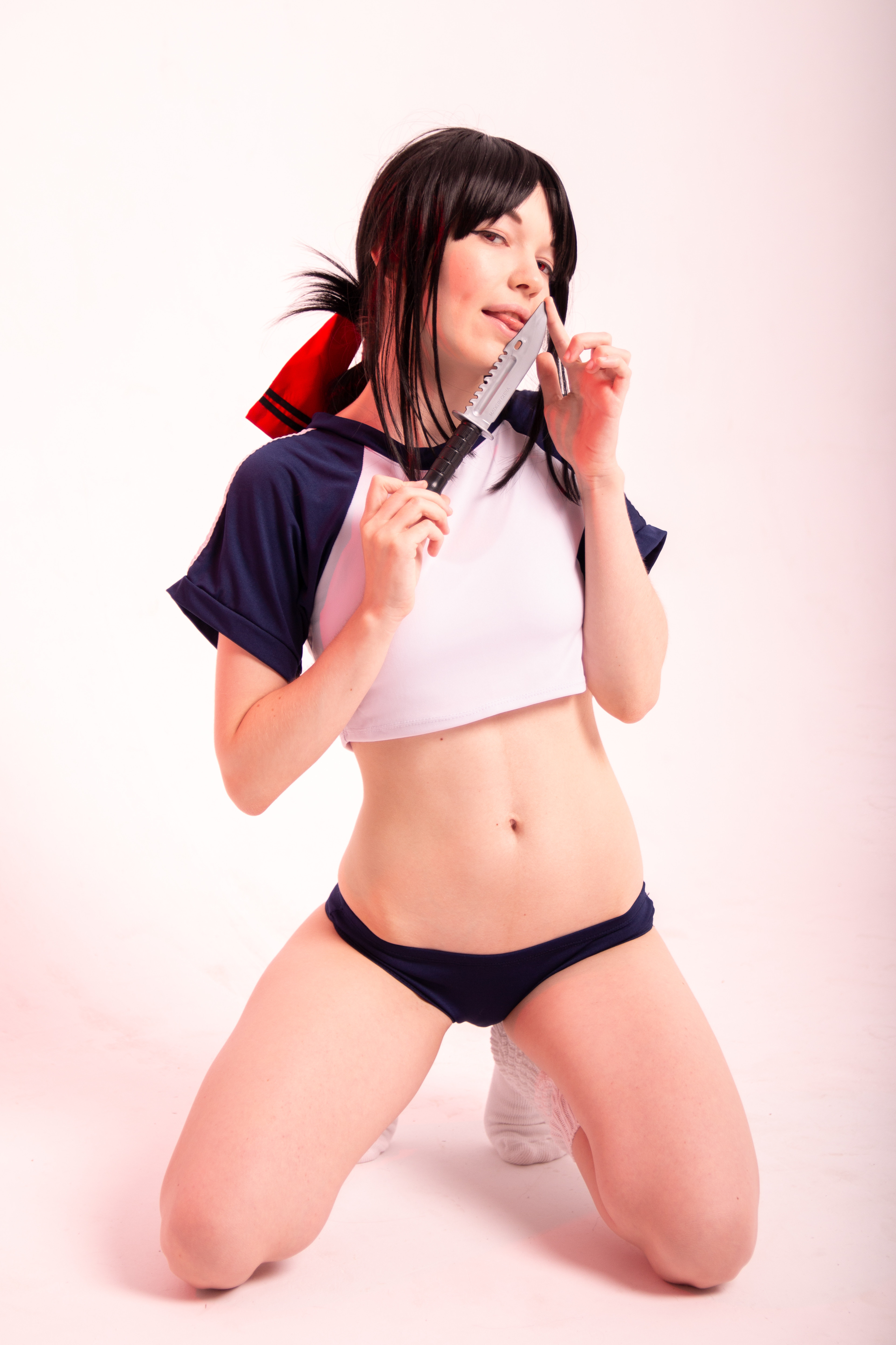 President, do you really want THIS to be our new gym uniform? How cute ðŸ˜ˆ Kaguya cosplay by Murrning_Glow Porn photo picture