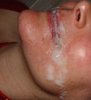 Aftermath of double cumshot in her mouth!