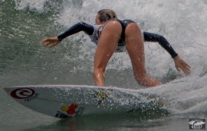 zdjęcie amatorskie Surfing