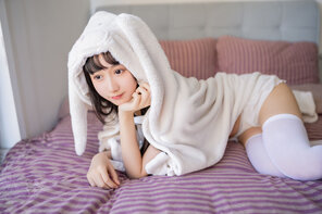foto amateur KimemeOwO (木绵绵OwO) No. 38 - 浴巾兔子 (8)