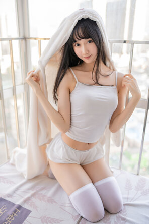 foto amadora KimemeOwO (木绵绵OwO) No. 38 - 浴巾兔子 (39)
