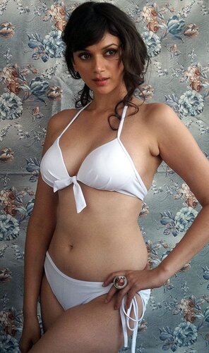 アマチュア写真 Top-25-Bollywood-Actresses-in-Bikini-Photos-that-Sizzle-aditi-605x1024