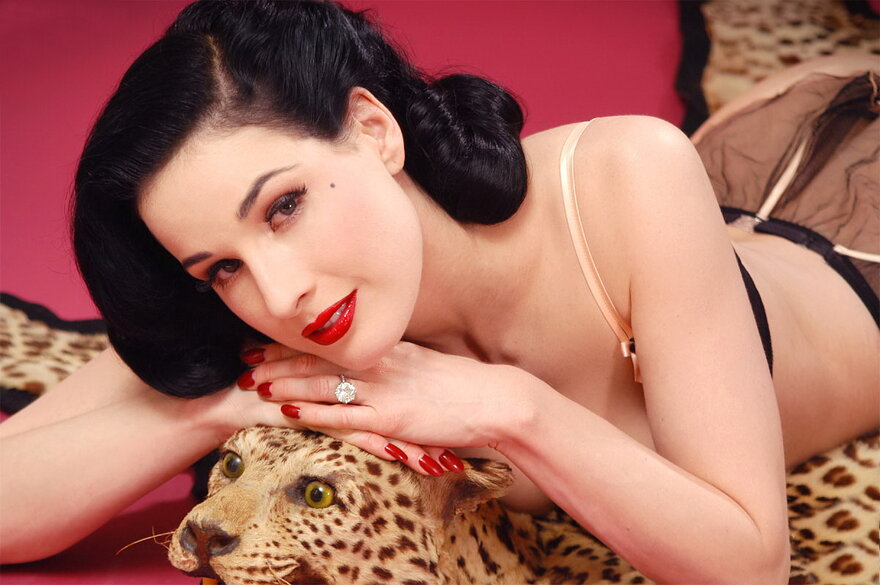 Dita Von Teese beast1 (1)