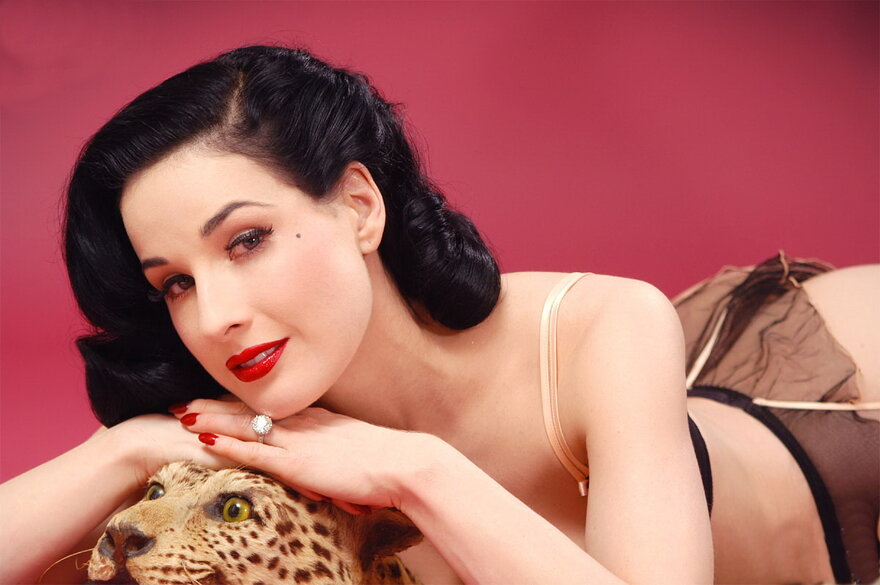 Dita Von Teese beast1 (6)