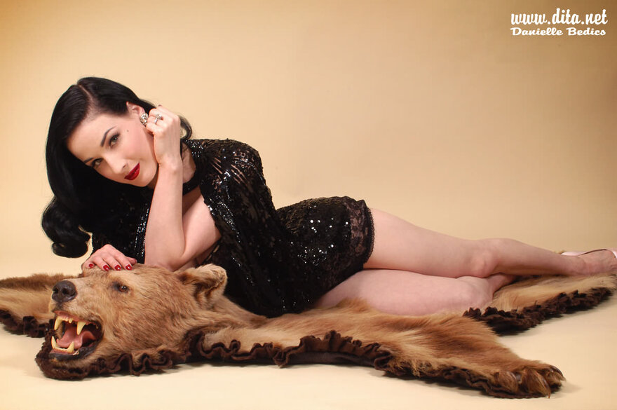 Dita Von Teese beast2 (12)