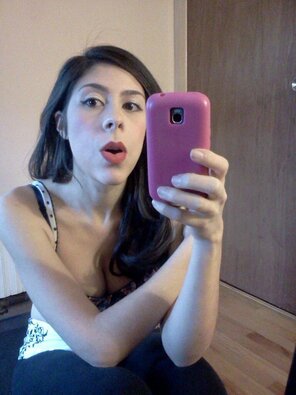 amateur pic Famous Texas Selfie Flasher Nadine Sanchez (Nina)