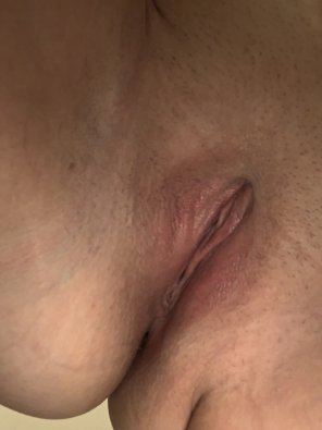 amateur pic My 23yo pussy :) What do you think?