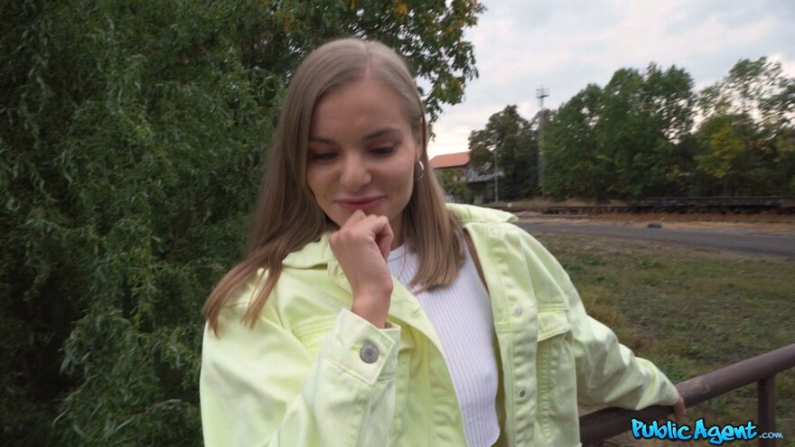 Videoframe_20250525_163305_com.huawei.himovie.overseas