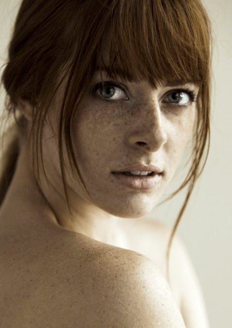 Sarah McCreanor nude
