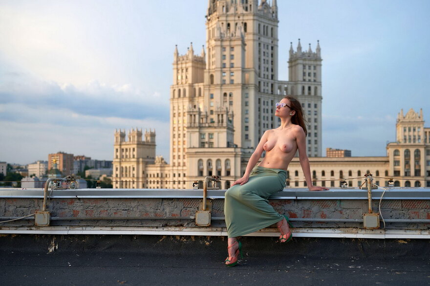 Moscow roofs_01_2025-08-27_10-58-07