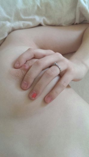 アマチュア写真 All nipples are beautiful, but these are especially so.