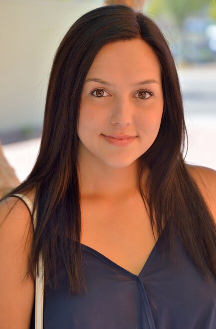 ● LEANNA LASS. ( 04 )