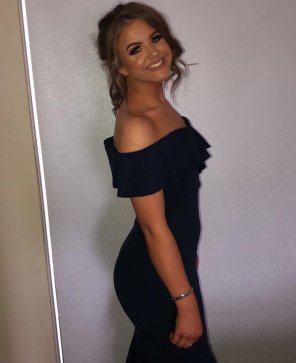 amateur pic Lucy, barely legal