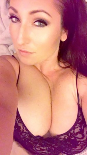アマチュア写真 Amber Nova - Bedtime Selfie