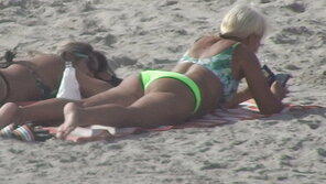 2020 Beach girls pictures(1023)