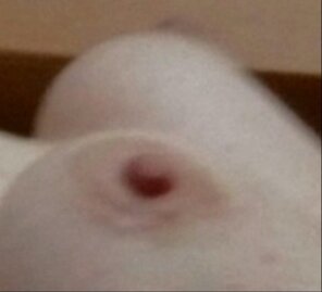 amateurfoto Nipples up close 