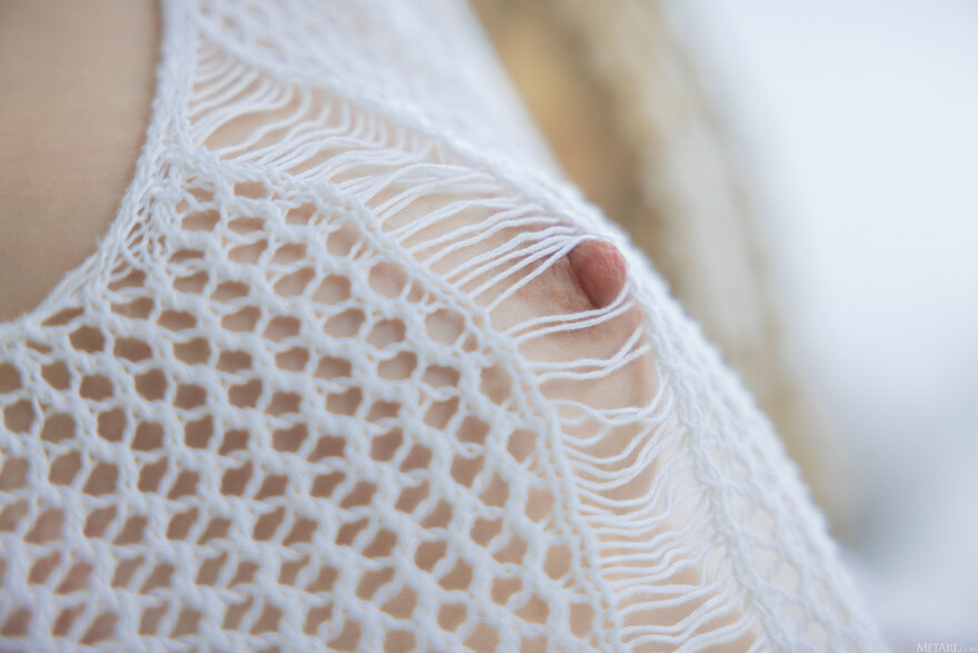 MetArt_White-Textiles_Marie-Berger_high_0037