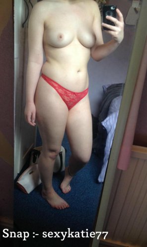 amateur-Foto I love to showing off, wanna see more ?
