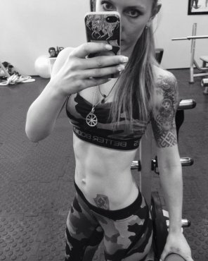 foto amadora Gym selfie