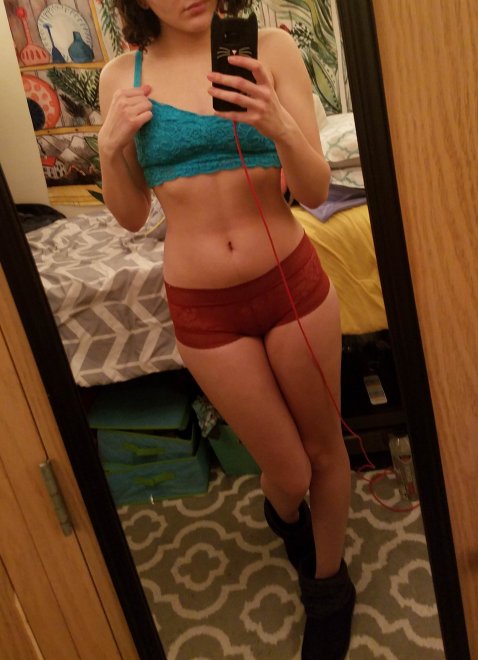 Mismatched? Yes. Com[f]y as hell? Yes.
