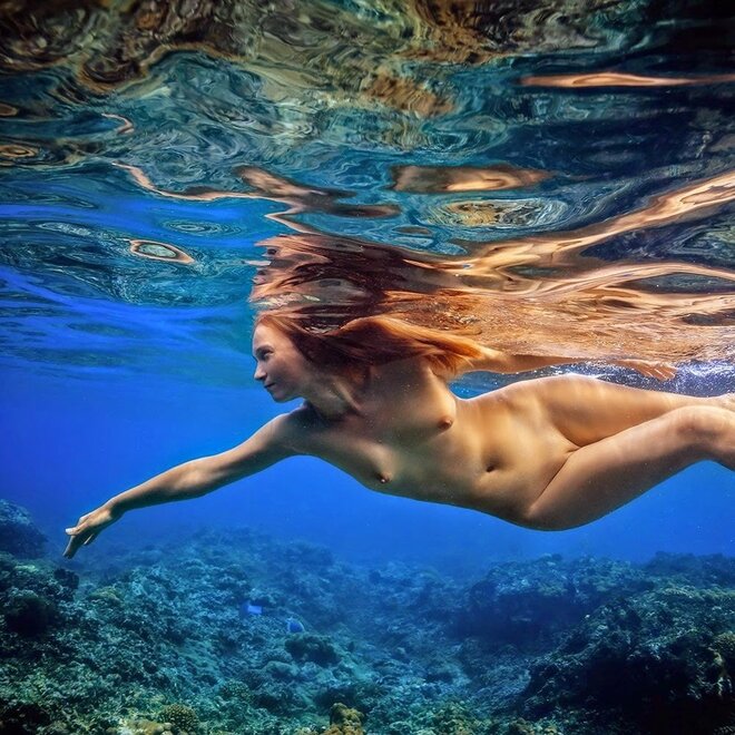 Underwater Beauty nude