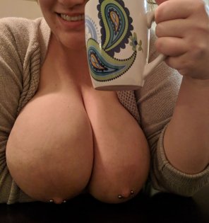 amateur pic Coffee and boobies = happy Friday! :)