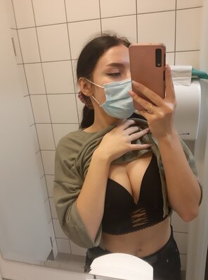 foto amateur Had time only for a quick one while at work... too many peoples visiting my ca[f]e!