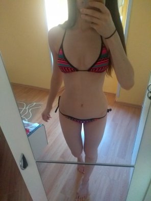 photo amateur I left my room for once and went to the beach [f]