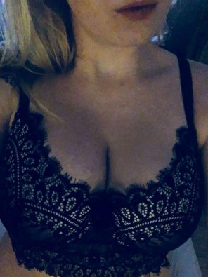 amateur photo Got a new bra, what do you think? [F] 35